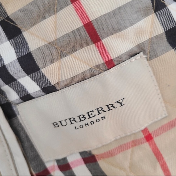 Burberry Quilted Classic Nova pattern - Picture 8 of 10